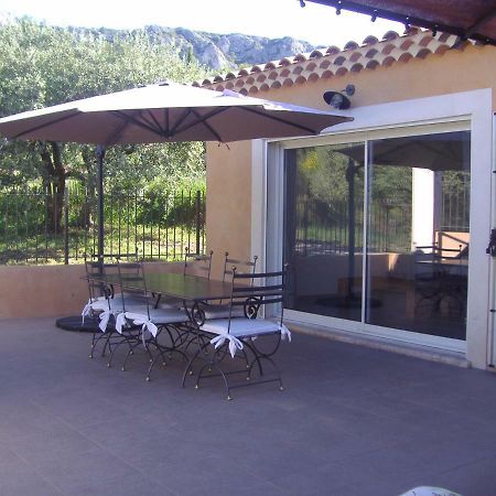 Petit Coin De Paradis Apartment Merindol Bagian luar foto