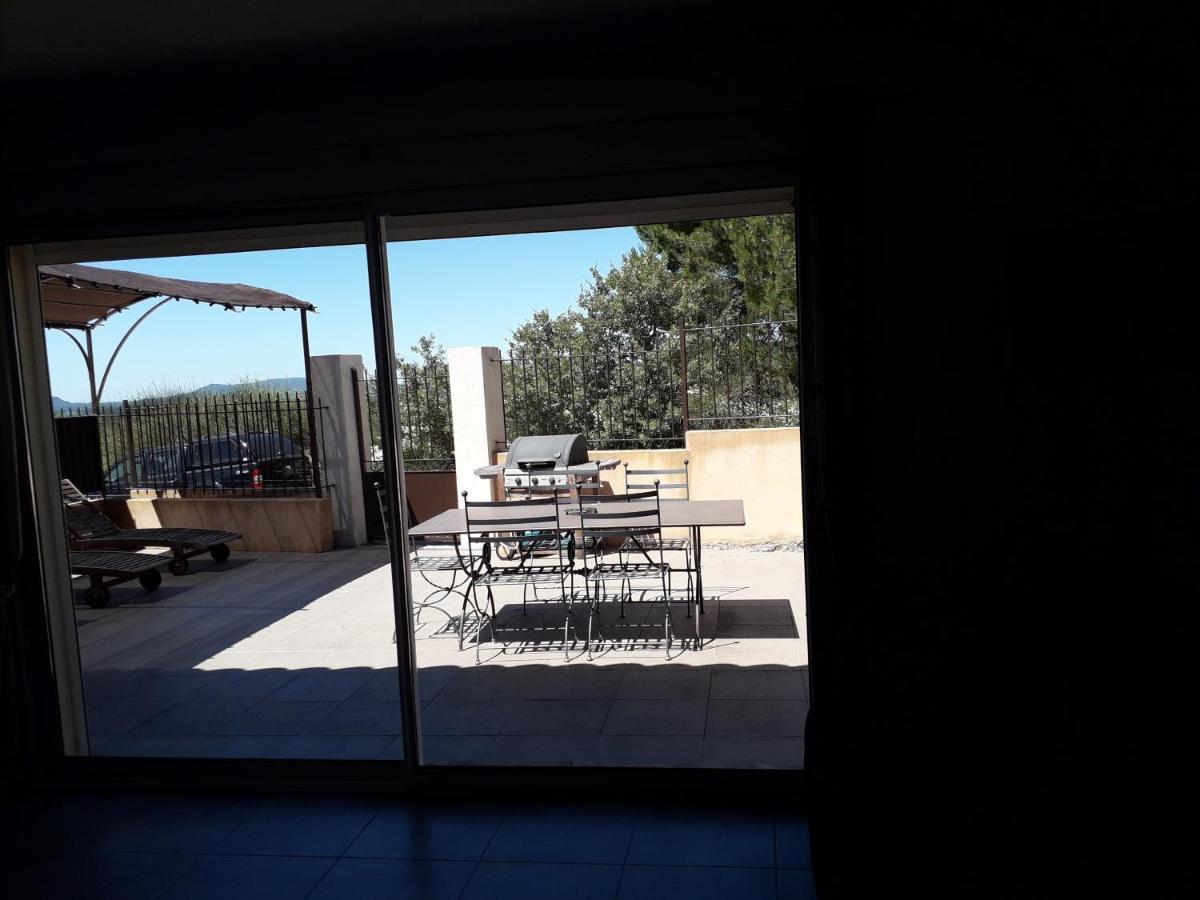 Petit Coin De Paradis Apartment Merindol Bagian luar foto