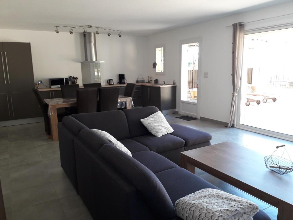 Petit Coin De Paradis Apartment Merindol Bagian luar foto